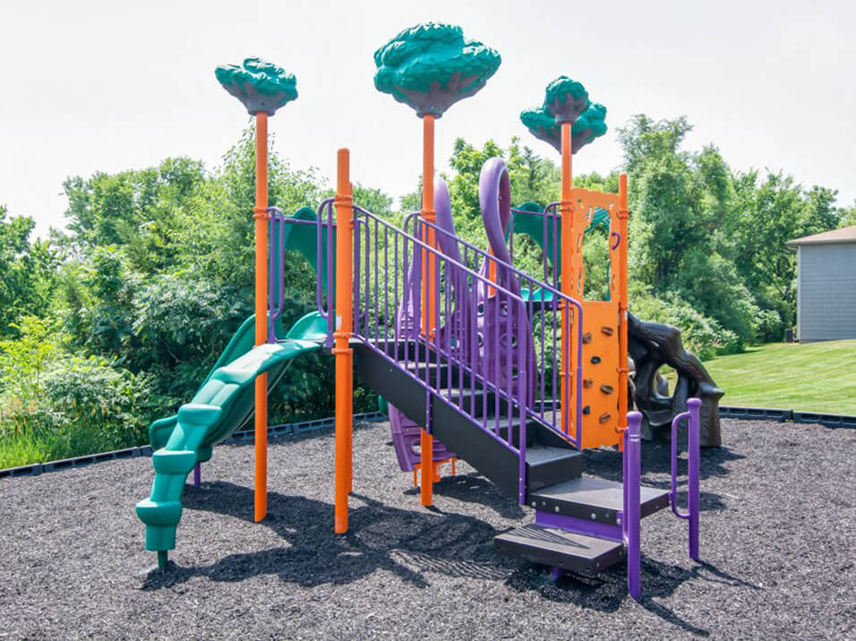 Photos and Video Prairie Walk Apartments in Kansas City, MO